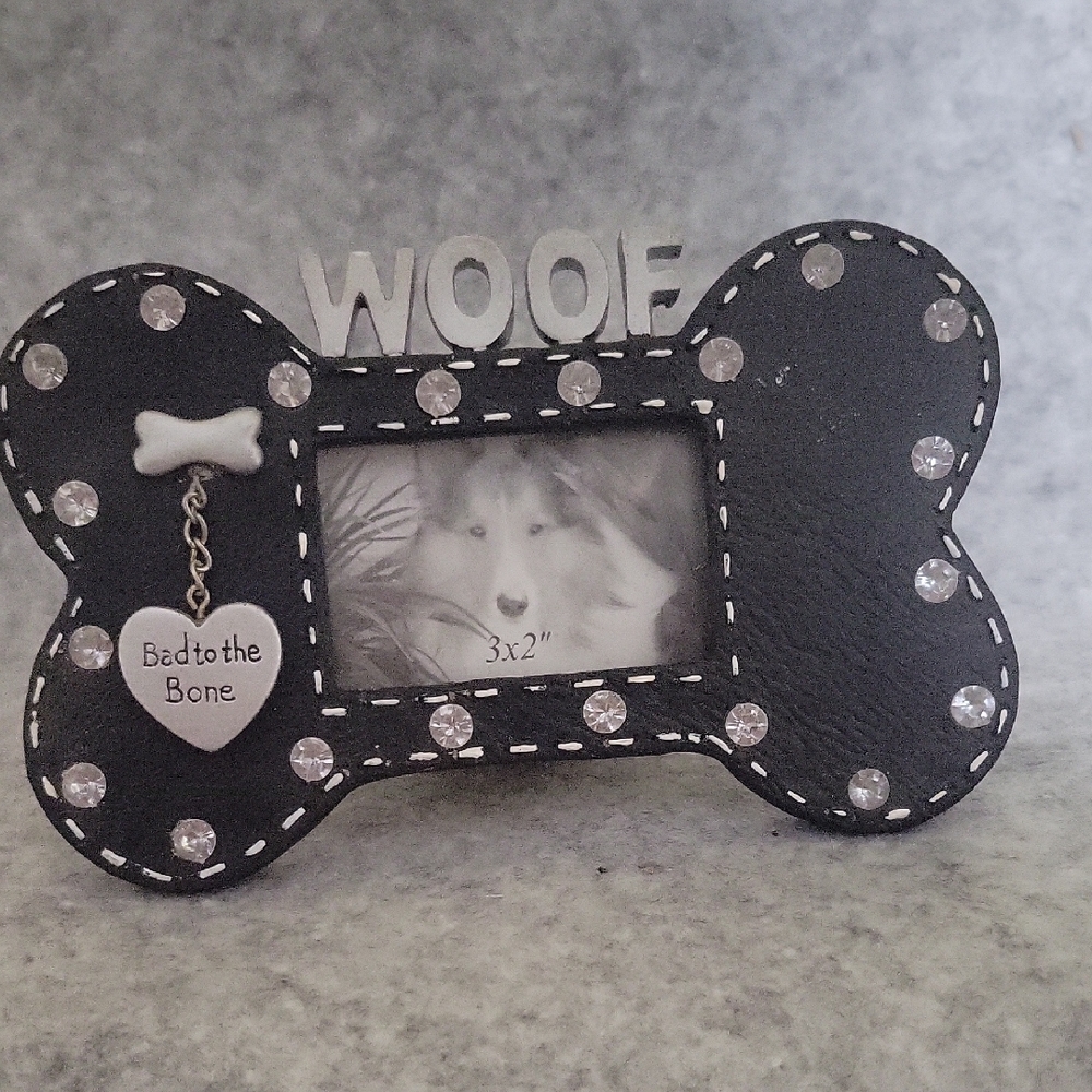 Black and Silver Dog Bone Picture Frame EUC Host Pick🥳